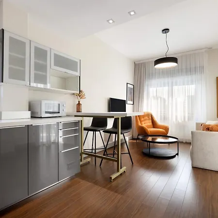 Apartment Phaedrus Living Mini Art House Monet Nicosia