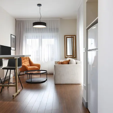 Apartment Phaedrus Living Mini Art House Monet Nicosia