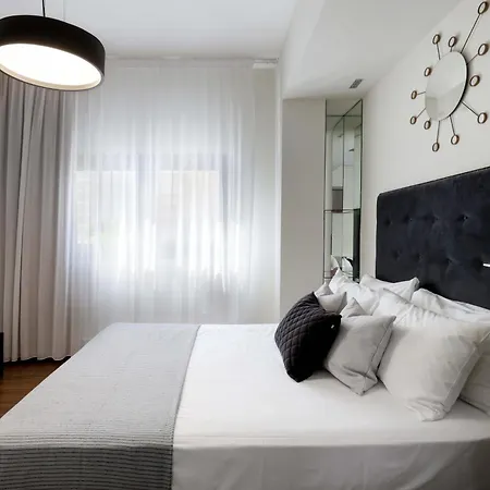 Phaedrus Living Mini Art House Monet Apartment Nicosia
